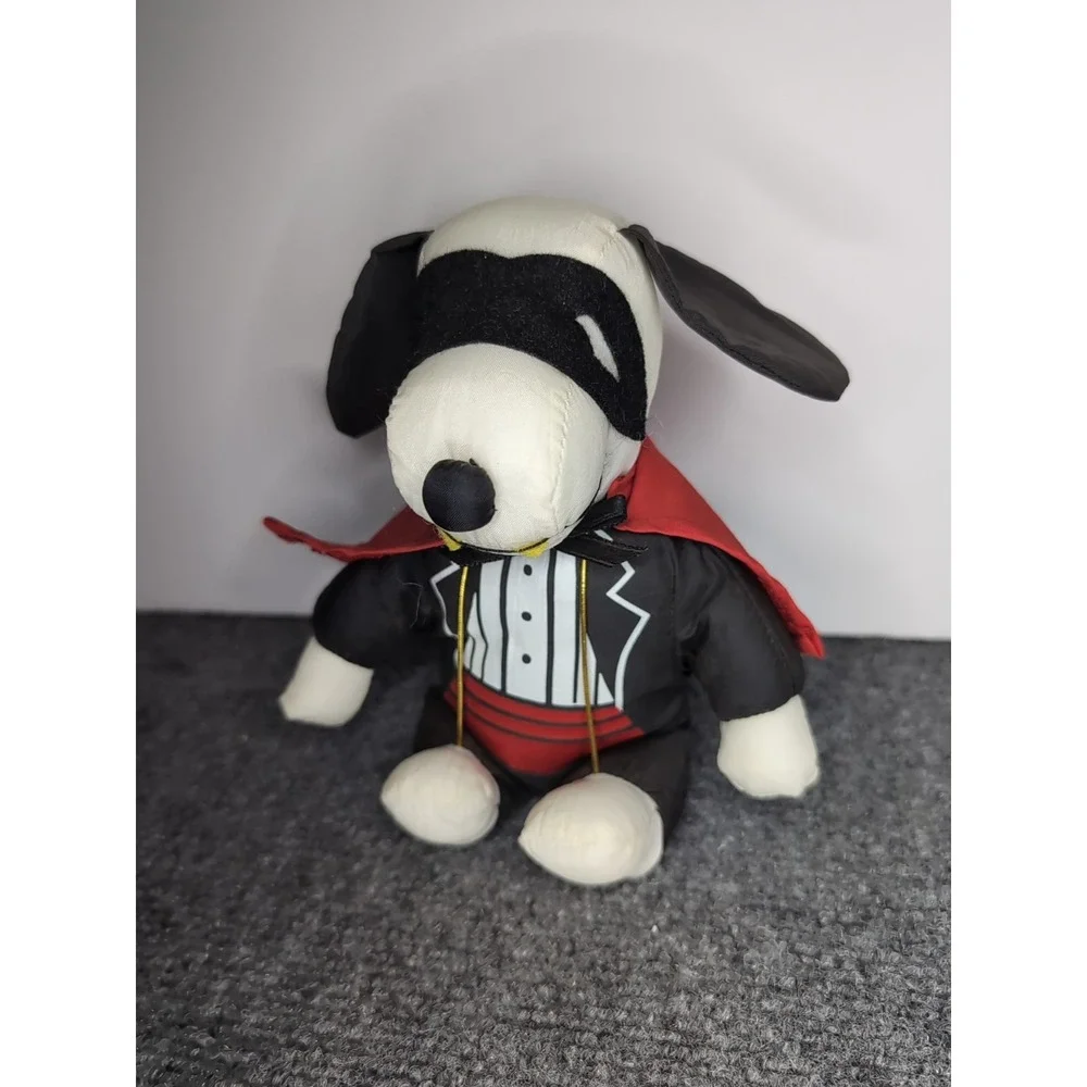 Whitman's Snoopy Peanuts Dracula Vampire Tag‎ Plush Collectible Toy Vintage 7